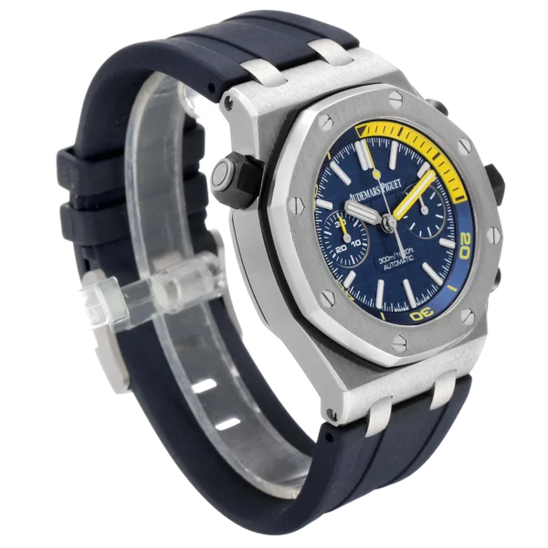 Audemars Piguet Royal Oak Offshore Diver 26703ST.OO.A027CA.01 replica watch in Dubai by Dubai Qasr Replica Watches