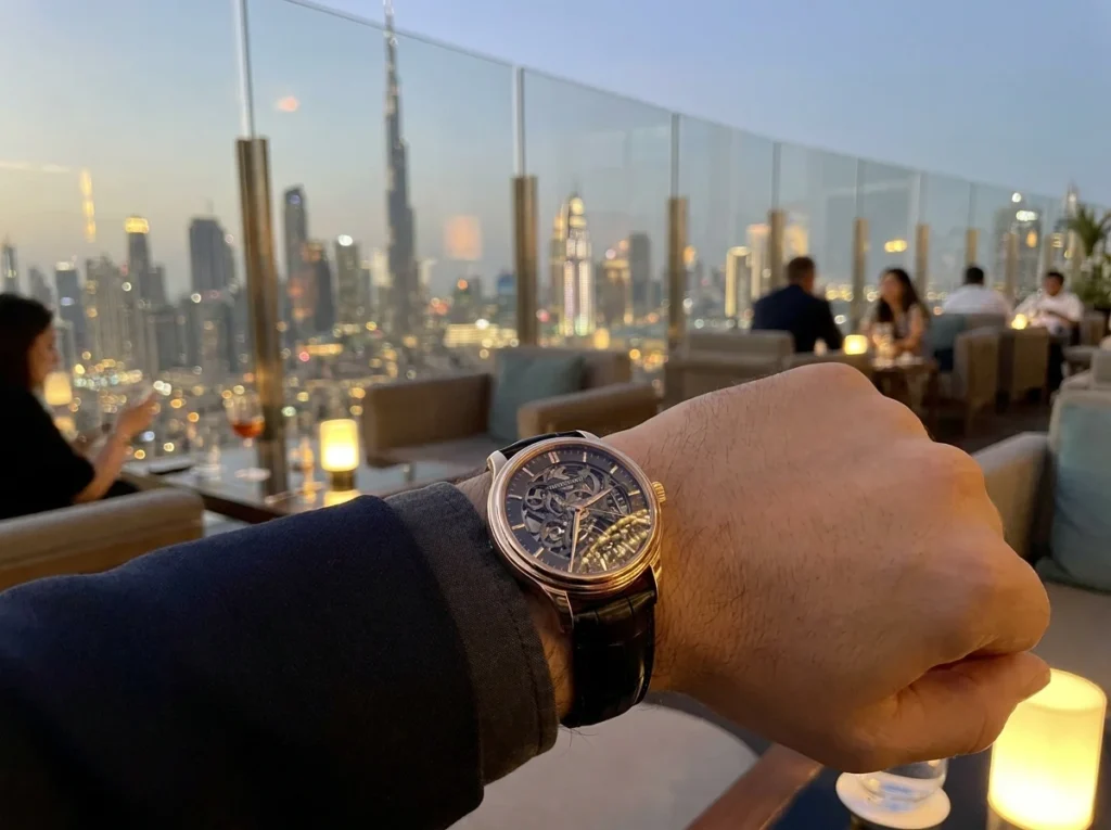 Luxury Replica Watch Dubai Nightlife Rooftop Style Luxury replica watch in Dubai nightlife rooftop style