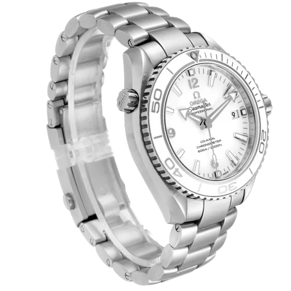 Omega Seamaster Planet Ocean 600M 232.30.42.21.04.001 replica watch in Dubai by Dubai Qasr Replica Watches