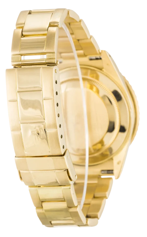 Rolex Submariner 16618 40mm replica watch in Dubai by Dubai Qasr Replica Watches
